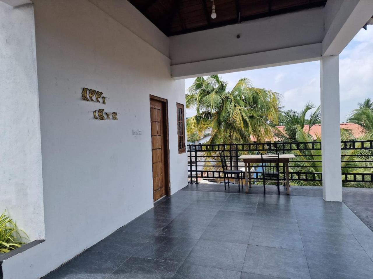 Javi Holiday Home Trincomalee Exteriör bild